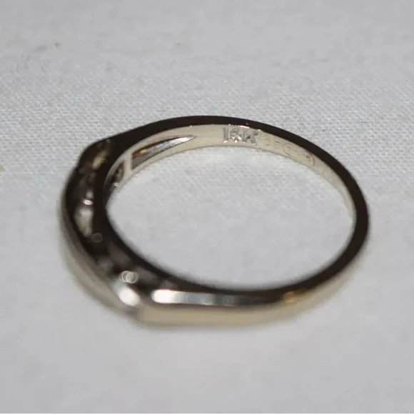 14k white gold ring - Picture 5 of 8